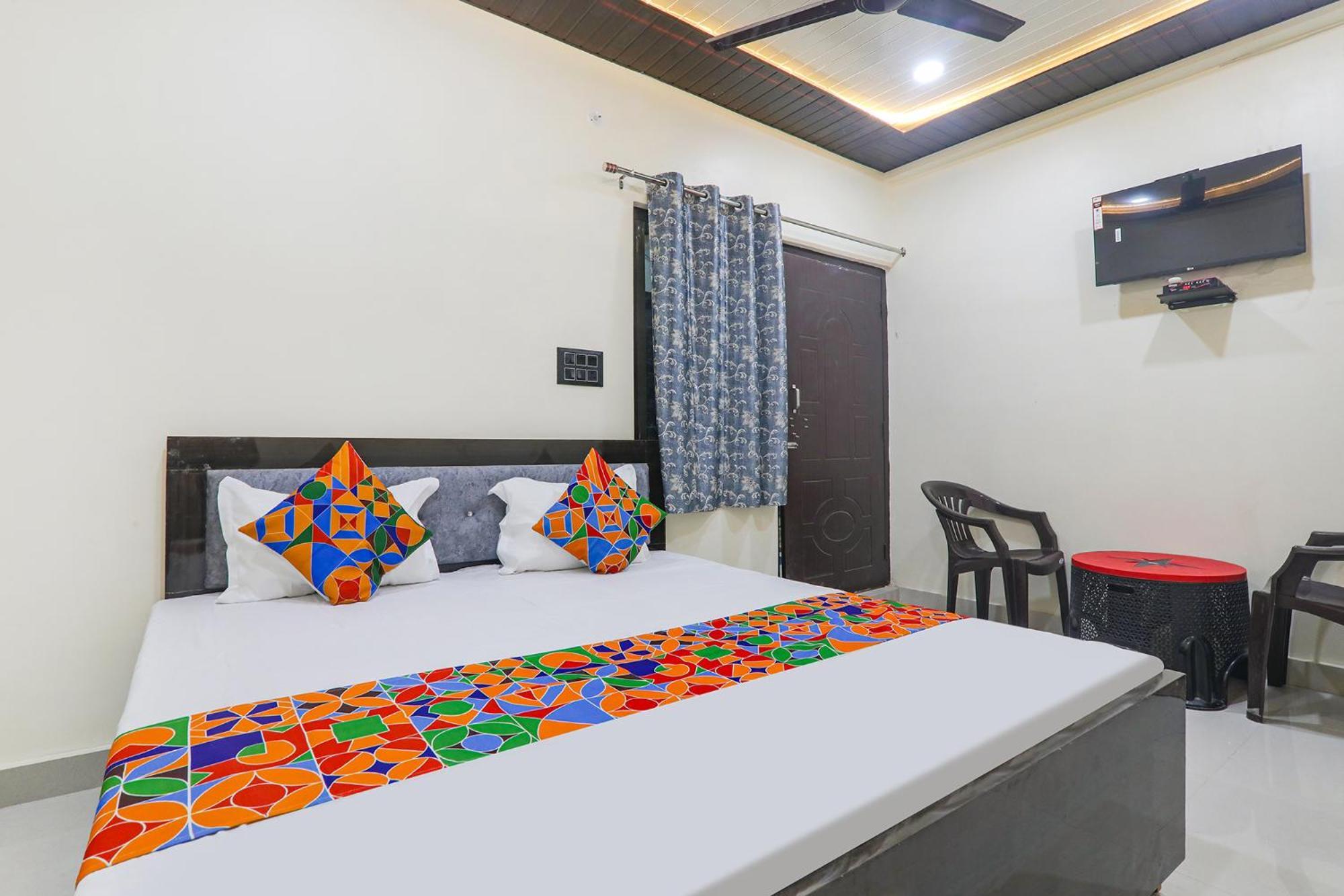 Fabexpress Awadh Inn - 400M From Shri Ram Janam Bhumi Ayodhya エクステリア 写真